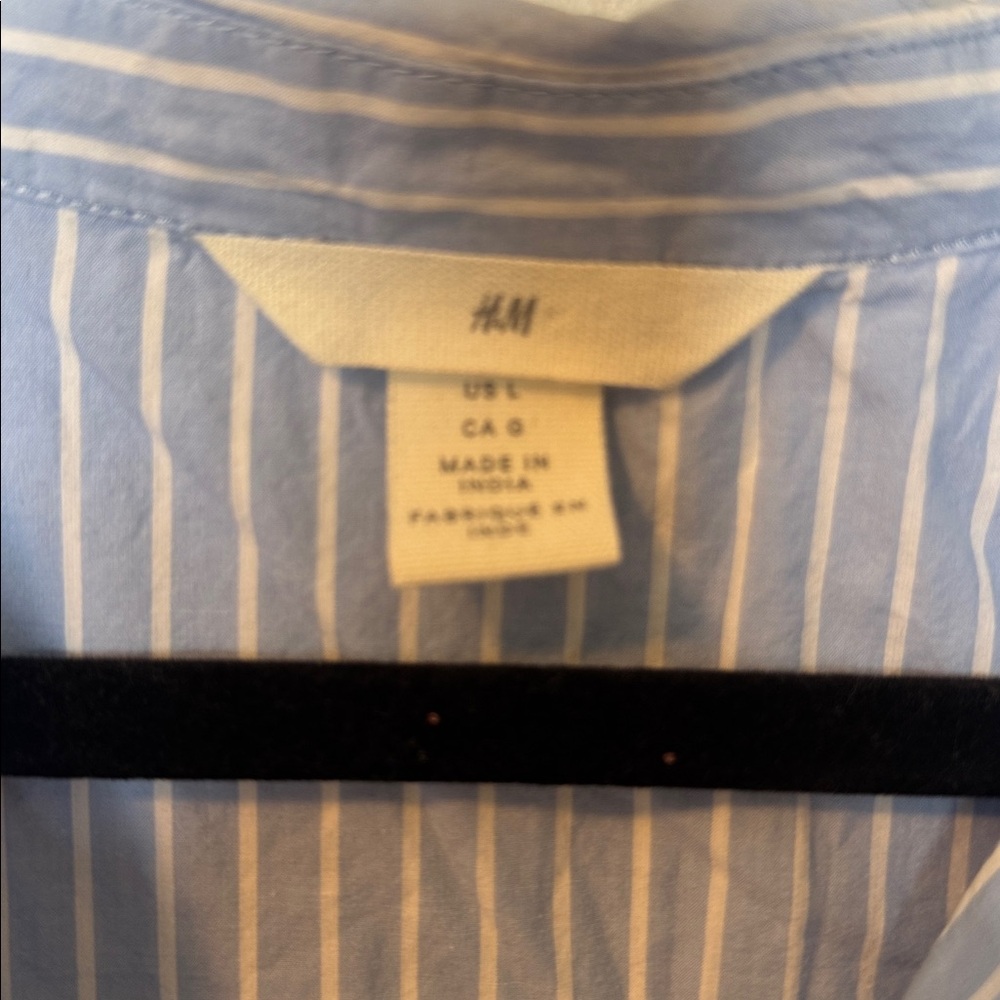 H&M Blue and White Striped Blouse/Shirt - Picture 3 of 6